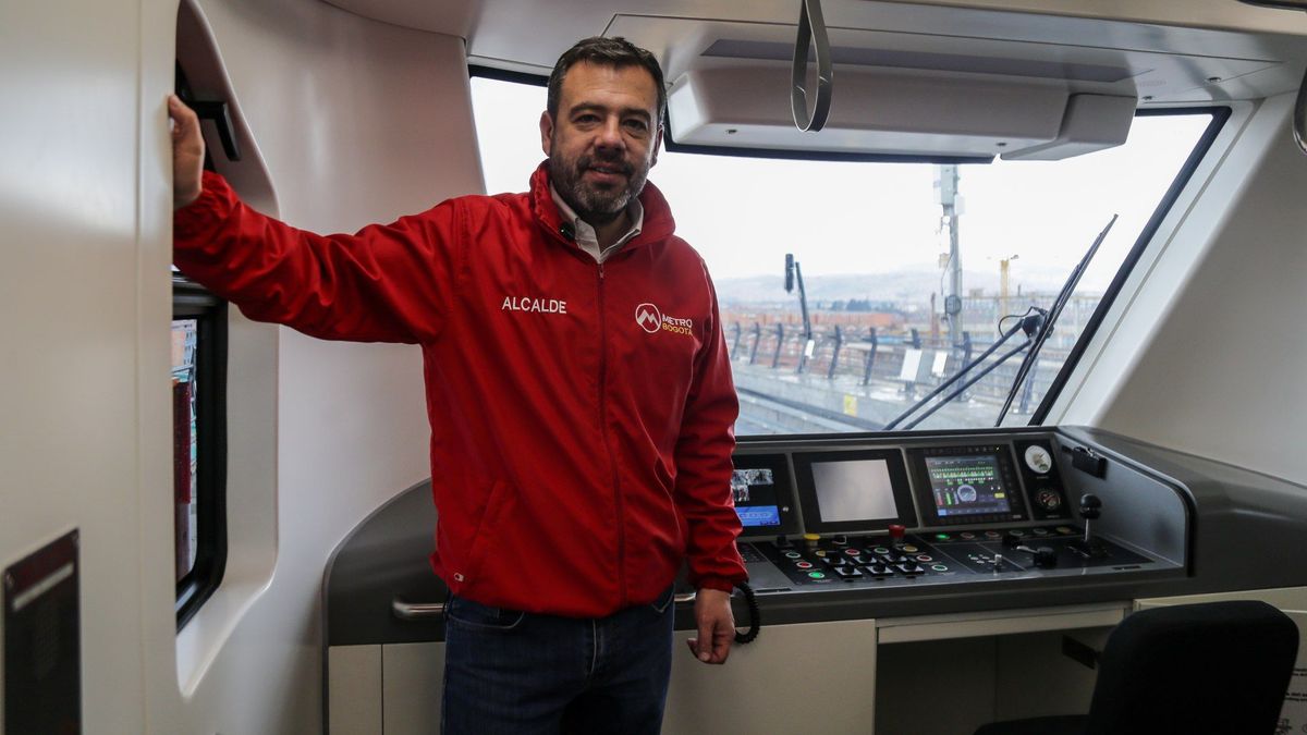 Alcalde Galán dice que la primera línea del metro sí empezará a funcionar en marzo de 2028