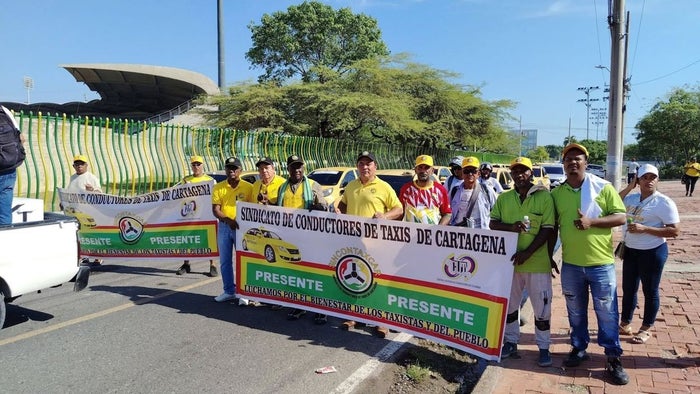 Sindicato de taxistas, marchando en Cartagena