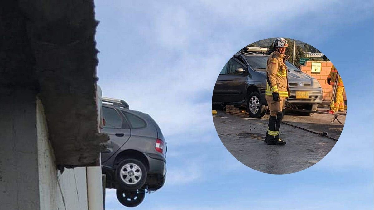 Carro casi cae en parqueadero de Zipaquirá.