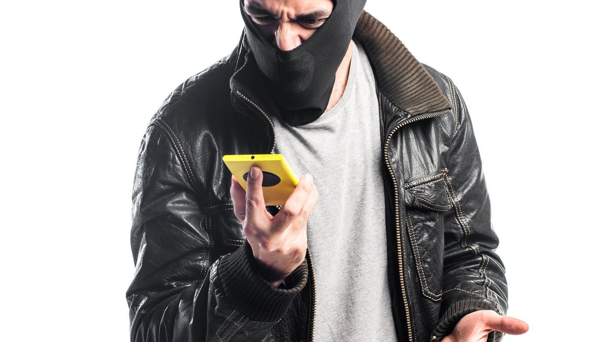Ladrón denunció abuso de madre por celular robado
