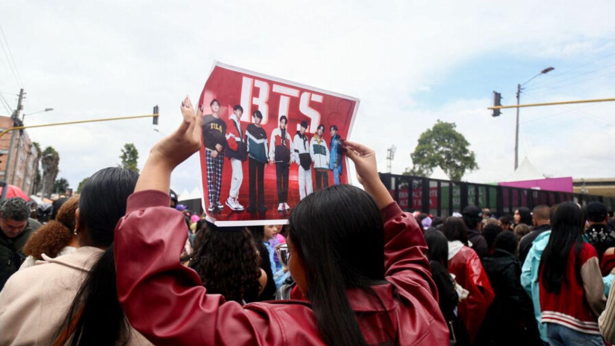 Filas en El Campín por el concierto de BTS este viernes 2 de octubre de 2026