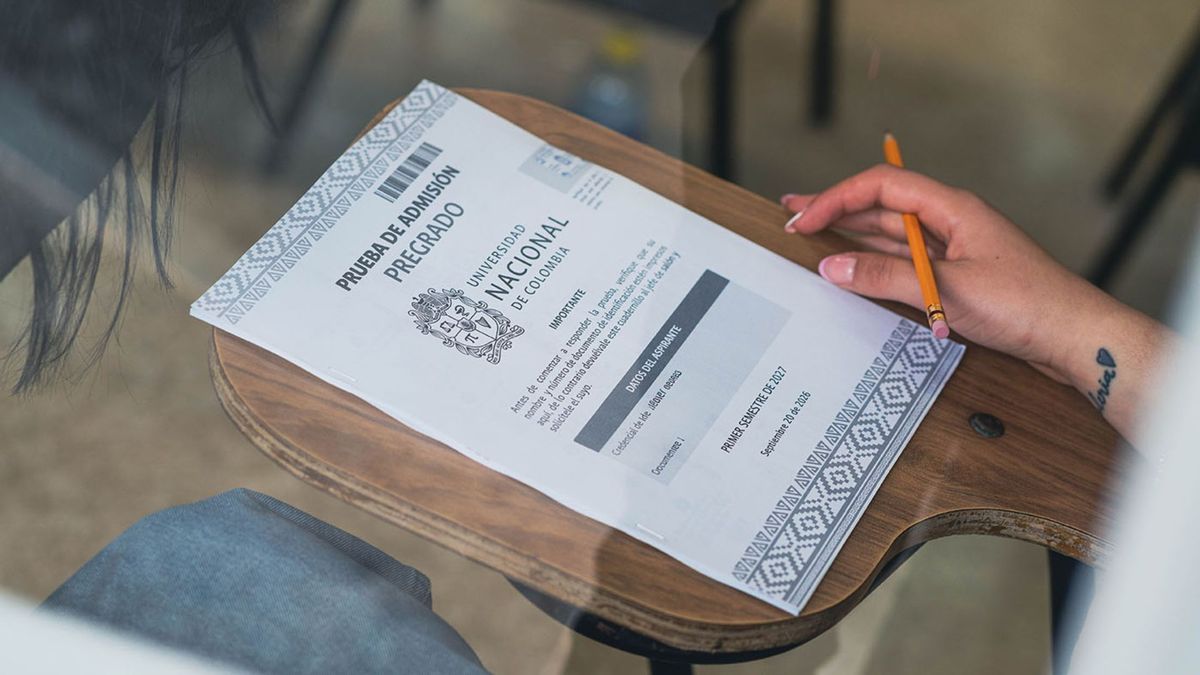 Formulario del examen de la Universidad Nacional