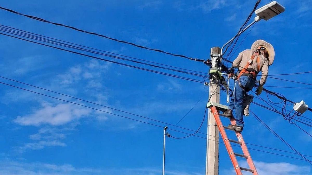 Trabajador en redes eléctricas - Norte de Santander