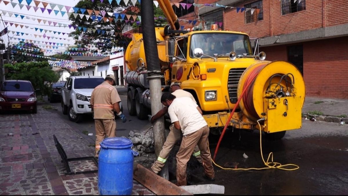 Cali reparaciones EMCALI de agua y luz 10 octubre 2026