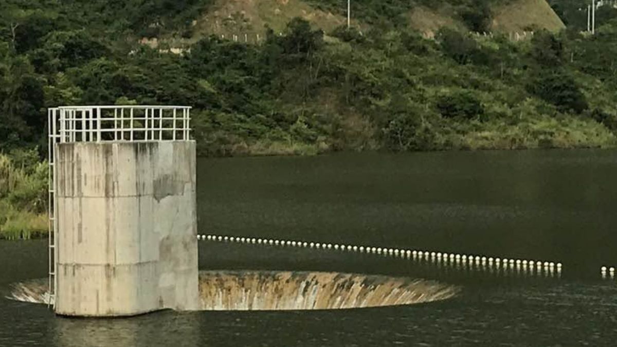 Embalse río Tona