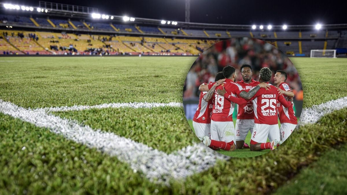 Grama del estadio El Campín y equipo de Santa Fe