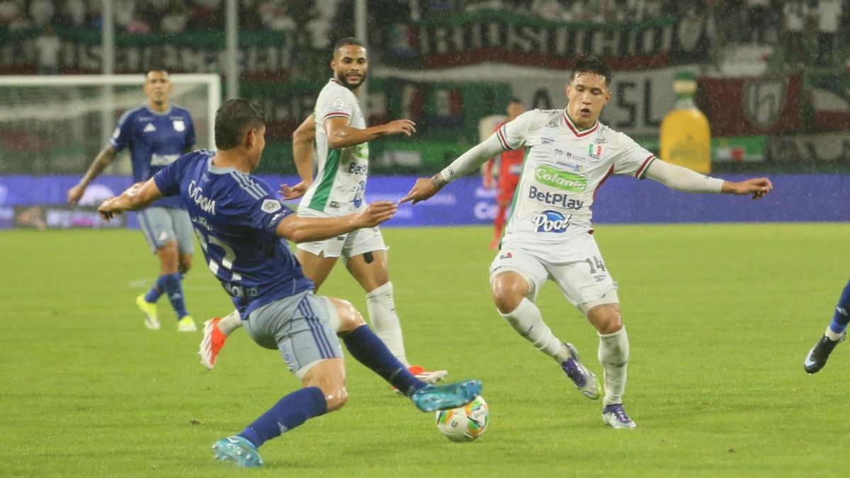 Jugadores de Millonarios y Once Caldas