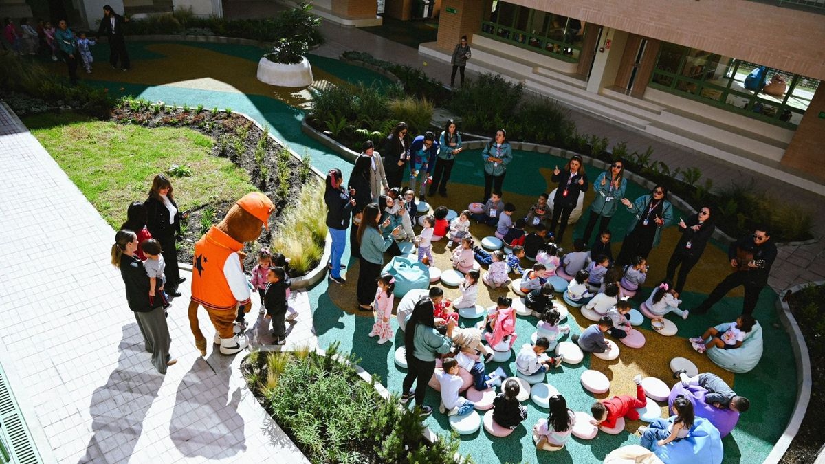 Inauguración de colegio Bilbao