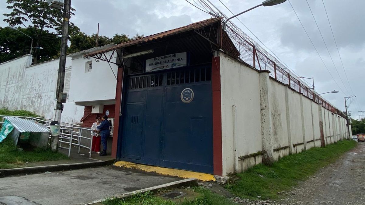 Investigan ataque con arma de fuego contra funcionario del Inpec en Armenia
