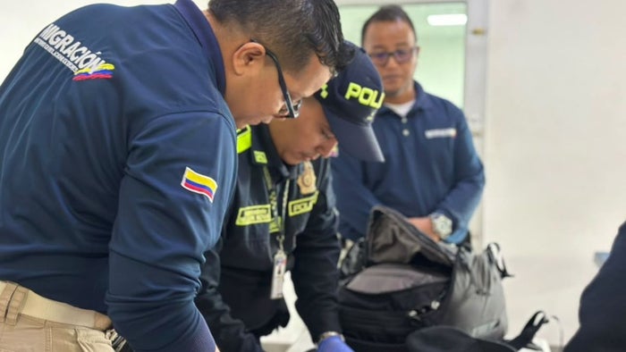Cartagena blinda sus filtros: 38 extranjeros inadmitidos tras alianza con la embajada de Estados Unidos
