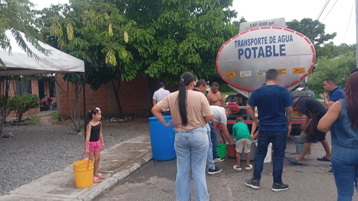 Carrotanques de agua en Alvarado | Abastecimiento de agua Alvarado | Alvarado, Tolima