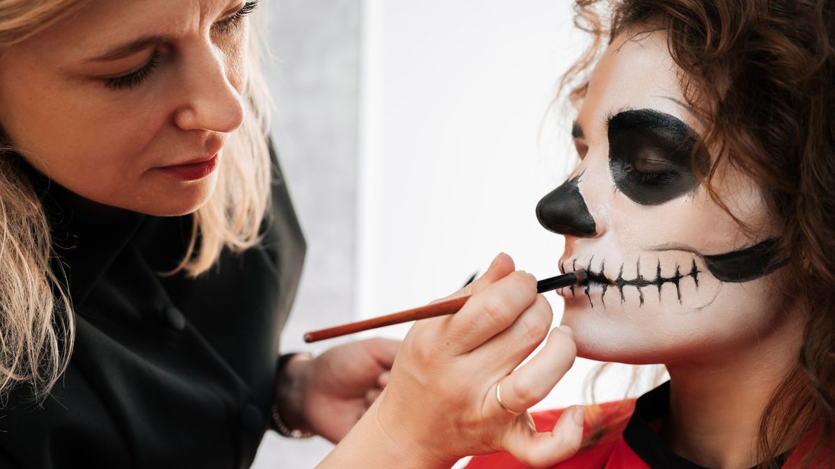 Maquillaje de Halloween: cómo limpiar la piel sin irritarla