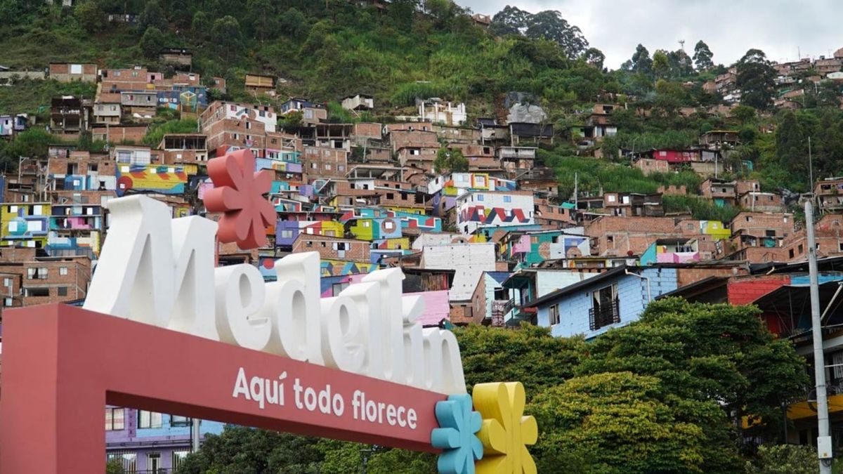 Panoramica del barrio Manrique de Medellín