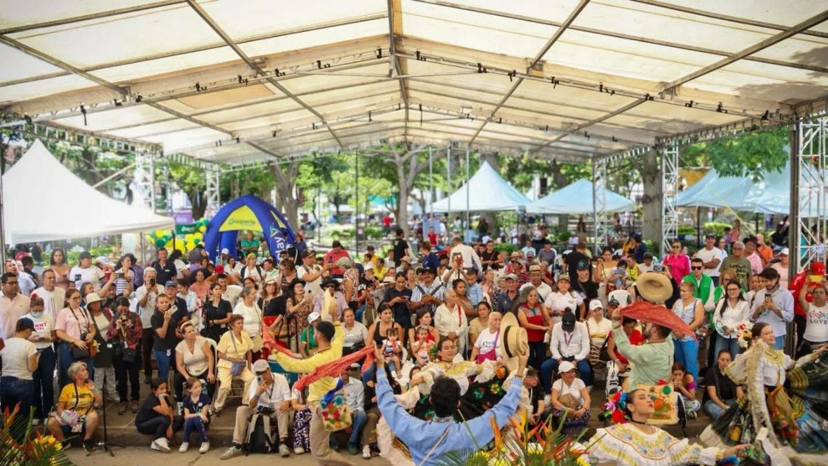 Encuentro de comunidades campesinas en Santander
