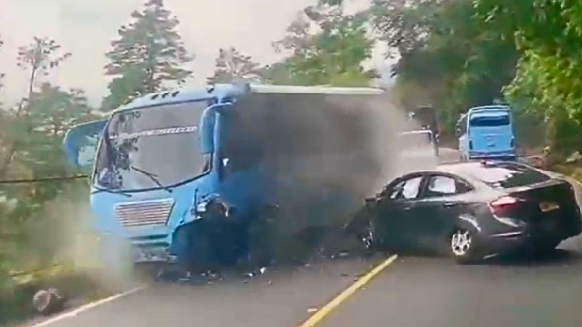 Ocho personas heridas en accidente de tránsito en la vía Soacha-El Colegio